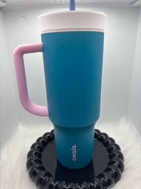 Owala 40 oz Travel Tumbler SS Tickle Me Teal